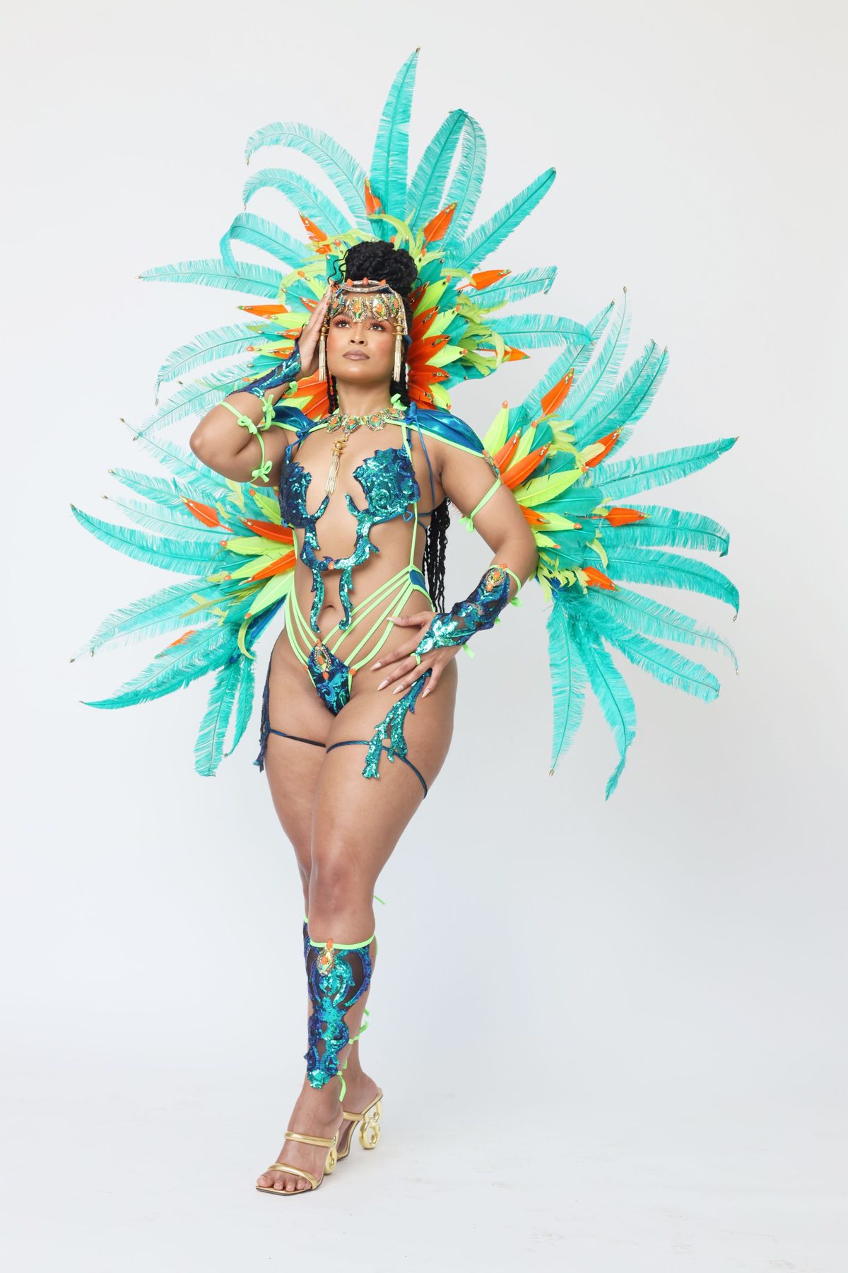 Turquoise feather burst resort piece